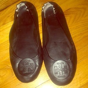 Authentic Tory Burch Minnie travel ballet flat